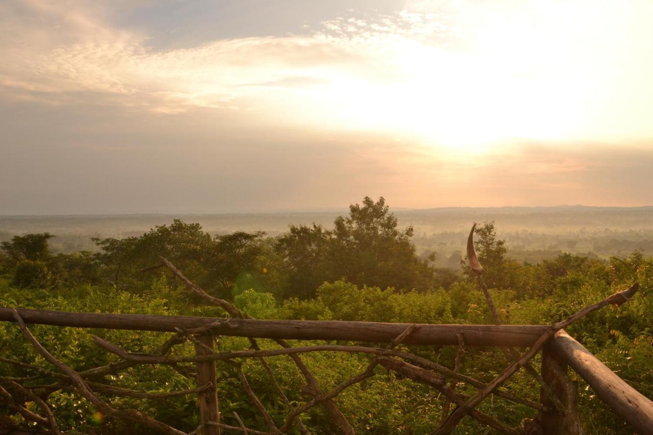Topi Lodge Katunguru エクステリア 写真