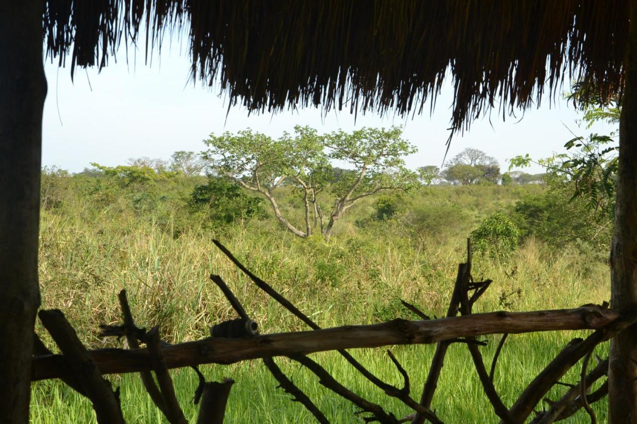 Topi Lodge Katunguru エクステリア 写真